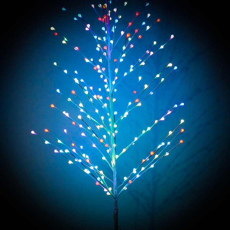 Bunte leuchtende LED-Baumbeleuchtung, Weihnachtsdekoration, für den Außenbereich, Rasen, Hof, Weg