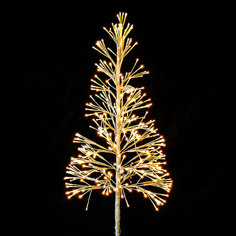 Künstlicher Weihnachtsbaum, Heimbaum, Lichter, stabile Basis, Halterung, Ornamente, dekorative Lichter